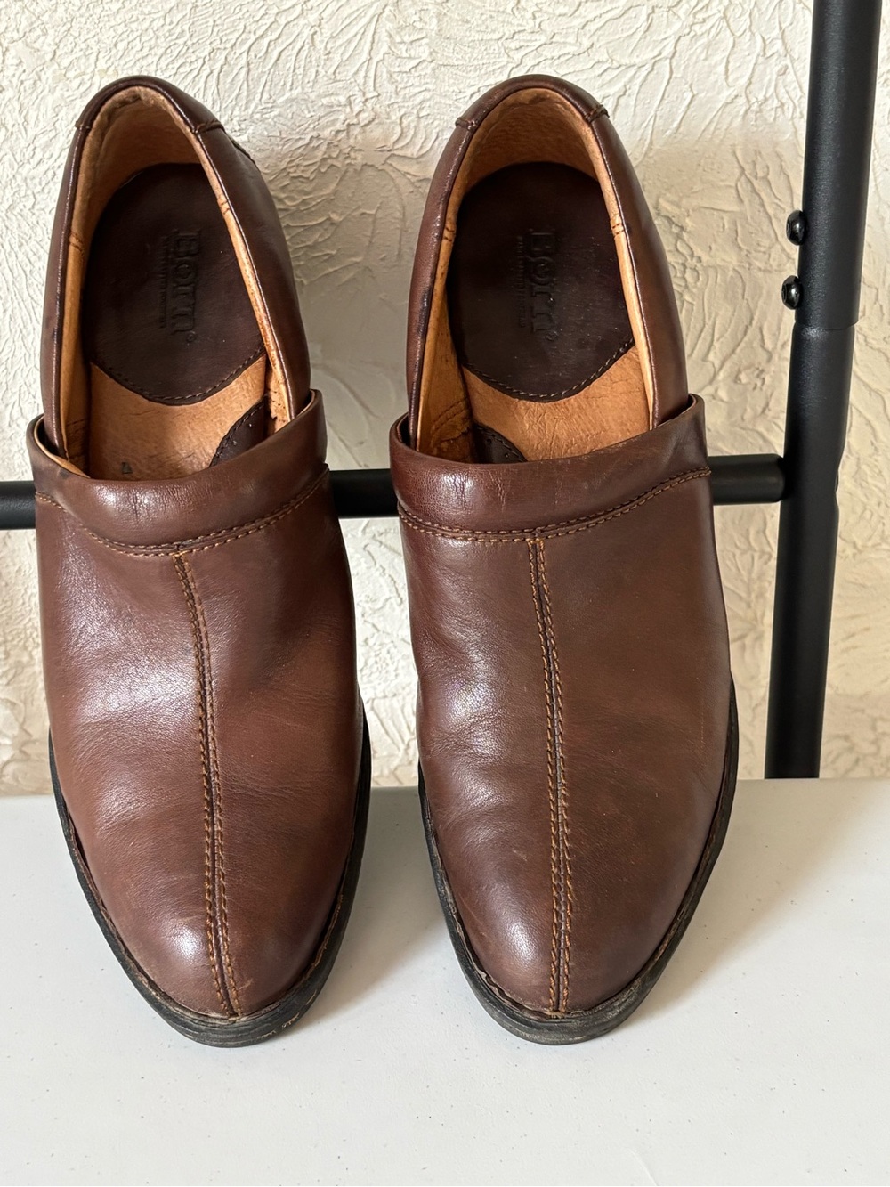 Born Women’s Dark Brown Leather Slip-On Booties